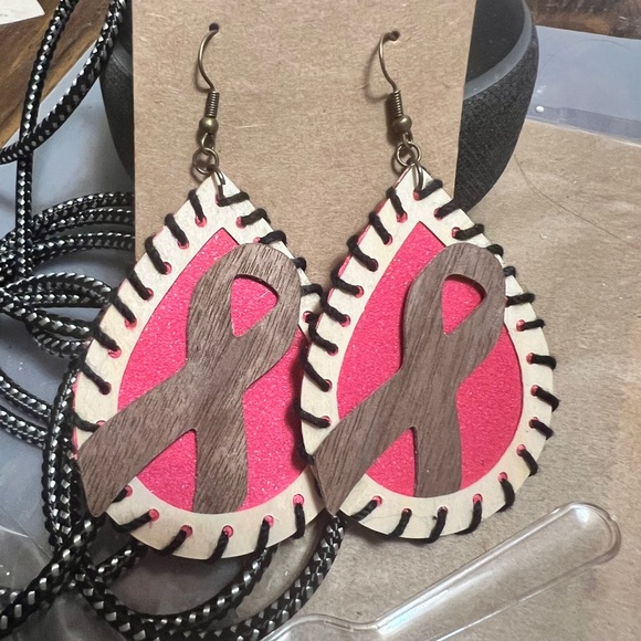 Handcrafted tear drop shaped hand stitched earrings, make your own - Picture 8 of 11